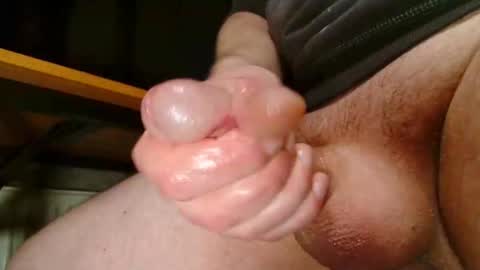 Snapshot of veepz13579 chatting on October 13, 2025, 10:04 am Tom online show from October 13, 2025, 10:04 am