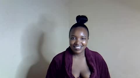 Snapshot of veesazii chatting on February 13, 2026, 8:21 am veesazii online show from February 13, 2026, 8:21 am