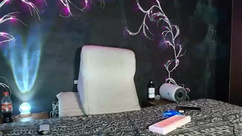 Snapshot of vega_santorini chatting on May 9, 2026, 6:35 pm vega_santorini online show from May 9, 2026, 6:35 pm