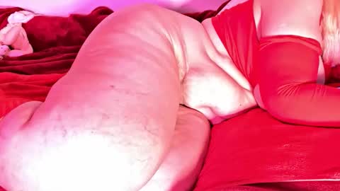 Vehe Veun online show from April 19, 2026, 4:56 am