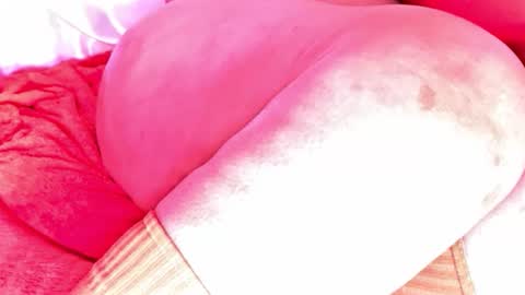 Snapshot of veheveun chatting on May 12, 2026, 2:14 pm Vehe Veun online show from May 12, 2026, 2:14 pm