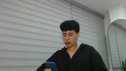 velascosexyboy online show from January 23, 2025, 3:05 am