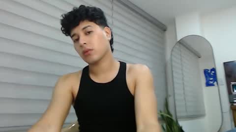 velascosexyboy online show from October 21, 2025, 2:34 am