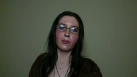 Snapshot of velira_ chatting on November 14, 2025, 5:28 am velira_ online show from November 14, 2025, 5:28 am