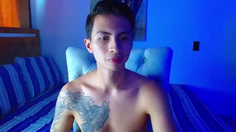 velk_hot1 online show from February 25, 2026, 2:05 pm
