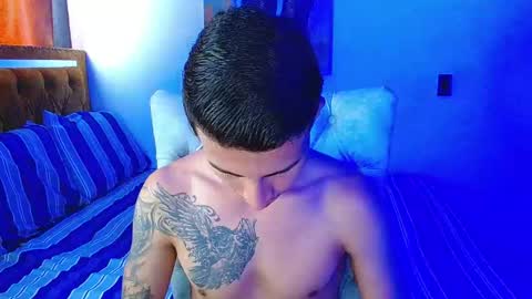 velk_hot1 online show from March 7, 2026, 12:57 pm