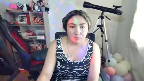 Im VelaI will be Christmas and New Year with my family December 22 to January 13 I will miss you guys. online show from November 19, 2025, 6:08 pm