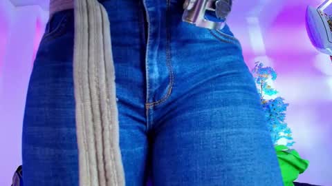 velora_nigth online show from February 23, 2026, 12:02 pm