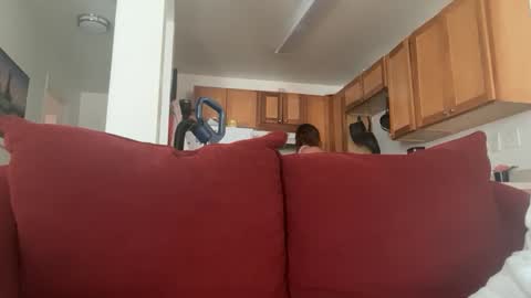 Snapshot of velvet81611 chatting on January 17, 2026, 6:11 pm Velvet online show from January 17, 2026, 6:11 pm