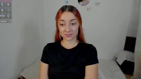 Snapshot of velvet_00 chatting on April 25, 2026, 1:41 pm velvet_00 online show from April 25, 2026, 1:41 pm