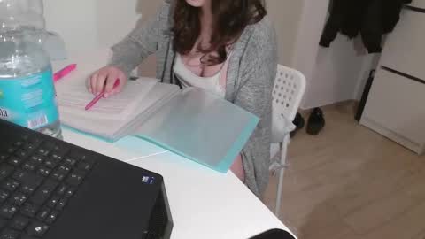 Snapshot of velvet_desiree chatting on February 7, 2026, 4:33 pm Velvet Desiree online show from February 7, 2026, 4:33 pm