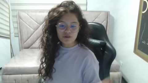 Snapshot of velvet_moon_v chatting on February 10, 2026, 8:24 pm velvet_moon_v online show from February 10, 2026, 8:24 pm