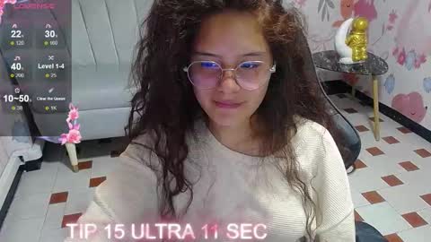 velvet_moon_v online show from March 4, 2026, 2:01 pm