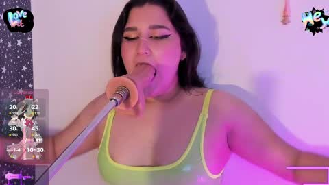 velvet_rosee_ online show from April 1, 2026, 6:16 pm