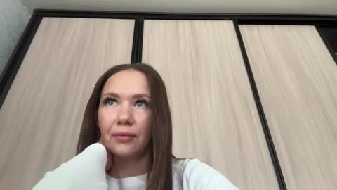 velvet_temptation online show from March 11, 2026, 11:05 am