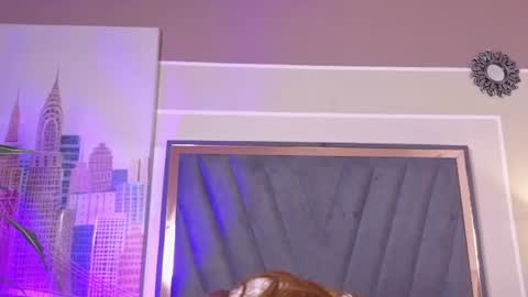 velvetfox_ online show from July 12, 2026, 7:27 pm