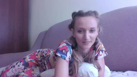 velvetintuition online show from June 17, 2026, 3:13 pm