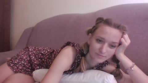 velvetintuition online show from June 18, 2026, 5:19 am