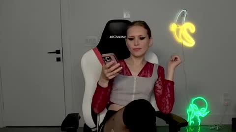 VelvetTGirl online show from February 28, 2026, 4:13 am