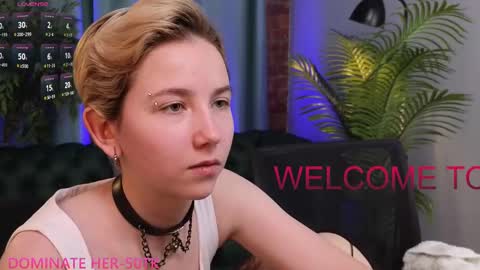 CLEOshort hair  TIna long hair  online show from March 2, 2025, 6:30 pm