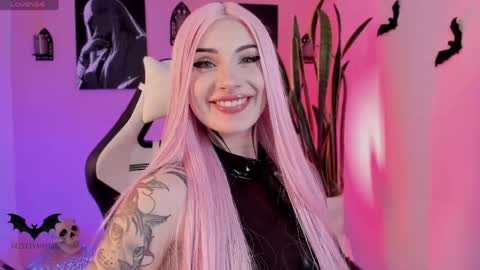 Snapshot of velvetvampire chatting on April 19, 2026, 4:34 am Jess online show from April 19, 2026, 4:34 am