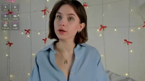 Snapshot of velvetvine chatting on April 12, 2026, 9:36 am VelvetVine online show from April 12, 2026, 9:36 am