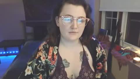 velvetvixenxo online show from March 9, 2026, 2:26 am