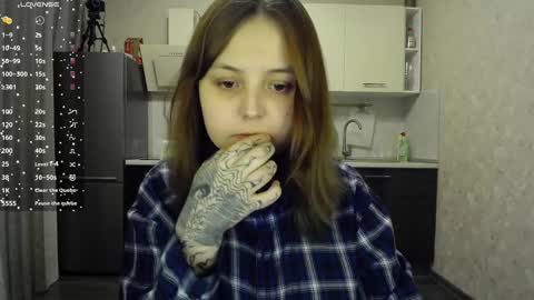 Snapshot of vendymories chatting on February 5, 2025, 10:12 pm eva 3 online show from February 5, 2025, 10:12 pm