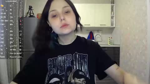 Snapshot of vendymories chatting on February 13, 2025, 5:37 am eva 3 online show from February 13, 2025, 5:37 am