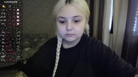 Snapshot of vendymories chatting on October 10, 2025, 8:24 am eva 3 online show from October 10, 2025, 8:24 am