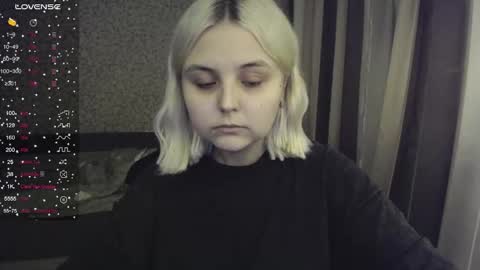 Snapshot of vendymories chatting on October 28, 2025, 12:58 am eva 3 online show from October 28, 2025, 12:58 am