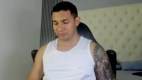 Snapshot of venedic__bull chatting on January 11, 2026, 5:45 am Venedic online show from January 11, 2026, 5:45 am