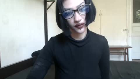 Snapshot of venera_goddess chatting on May 26, 2026, 10:33 am Naly online show from May 26, 2026, 10:33 am