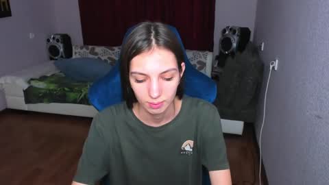 veneradi615 online show from January 31, 2025, 7:40 pm