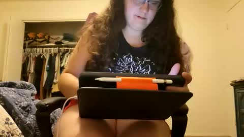 Snapshot of venerate_degenerate chatting on November 14, 2025, 3:44 pm venerate_degenerate online show from November 14, 2025, 3:44 pm