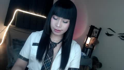 Snapshot of veniceseduction chatting on April 18, 2026, 2:10 pm veniceseduction online show from April 18, 2026, 2:10 pm