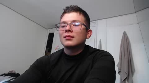 venumbestia online show from November 19, 2025, 5:02 pm