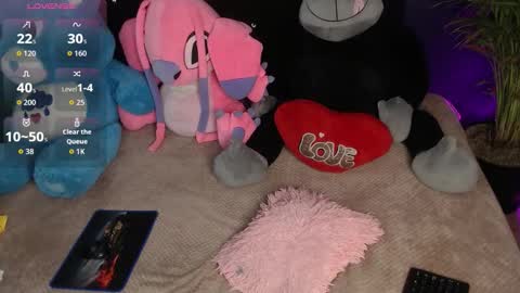 eva online show from November 15, 2025, 11:32 pm