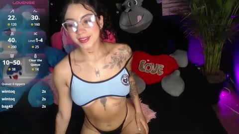 eva online show from November 24, 2025, 11:26 pm