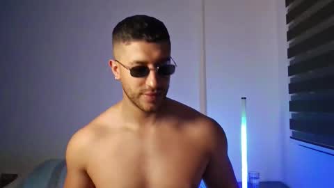 Snapshot of venus_griego chatting on November 25, 2025, 2:33 am venus_griego online show from November 25, 2025, 2:33 am