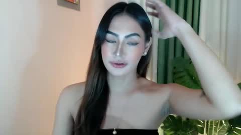 Venus Sunrise Bombshell online show from November 9, 2025, 9:57 pm