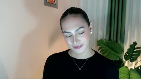 Venus Sunrise Bombshell online show from January 14, 2026, 7:30 pm