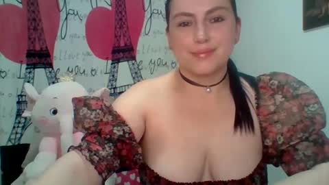 VENUSINA07 online show from April 12, 2026, 7:13 am