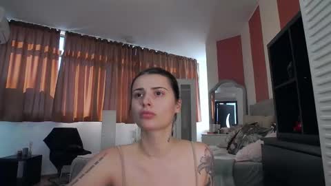 Snapshot of venusinylons chatting on November 3, 2025, 11:33 am venusinylons online show from November 3, 2025, 11:33 am