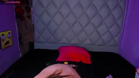 Venusowen  online show from March 10, 2025, 12:59 pm