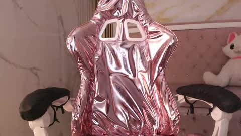 venuss online show from September 21, 2025, 1:51 am