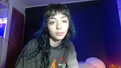 Venus online show from December 30, 2024, 2:42 am