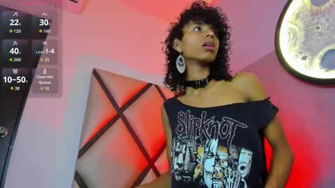 venuss_03 online show from November 26, 2025, 3:40 am