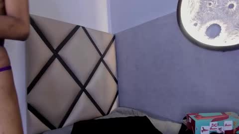 venuss_03 online show from February 5, 2026, 3:33 am