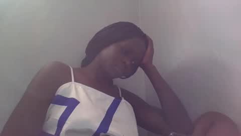 vera_bright online show from February 7, 2025, 12:50 pm